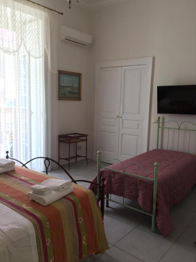 Ciro A Maschio Angioino Bed & Breakfast Napoli Dış mekan fotoğraf